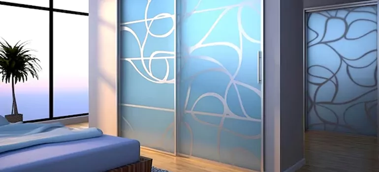 Frosting Glass Cabinet Doors in Sudbury, ON